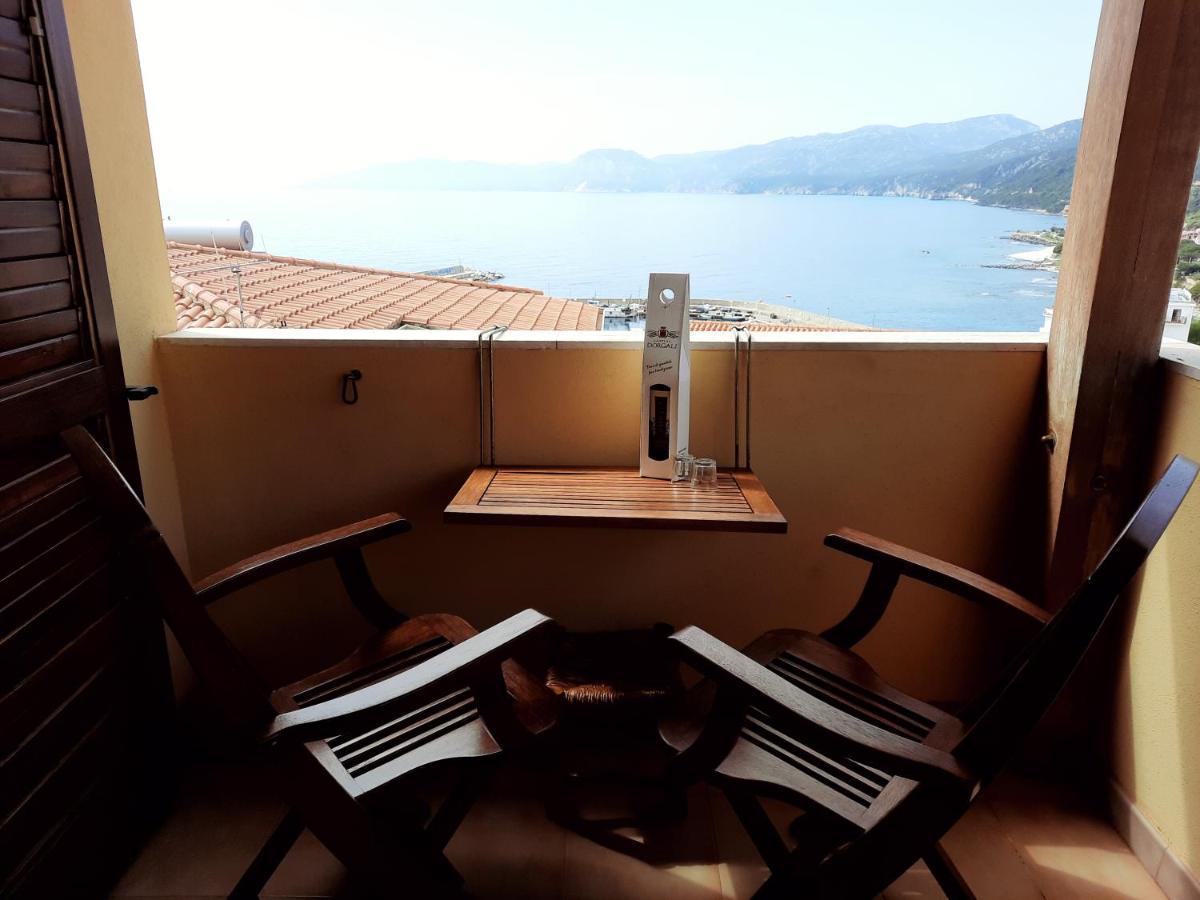 Bella Vista Apartment Cala Gonone Exterior photo